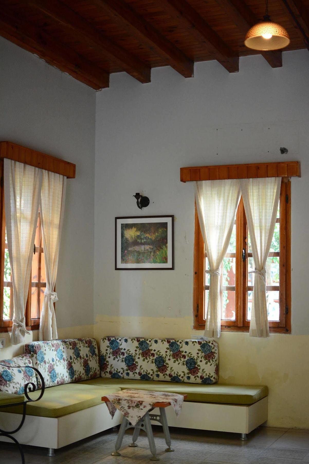 Otel Wood House Antalya Ngoại thất bức ảnh